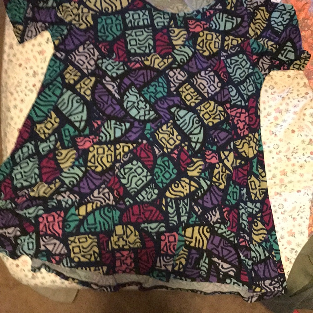 LuLuRoe top NWOT!!